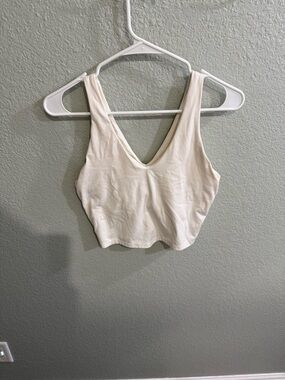 Women's Target brand Cream V-Neck Crop Tank Top size M